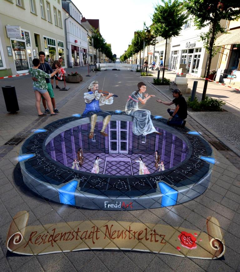 3D Straßenmalerei Stargate in Neustrelitz
