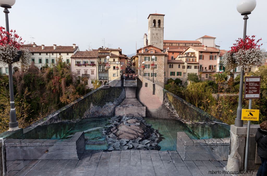 "Bridge destruction during the first world war" 3D streetpainting in Friuli, Italy