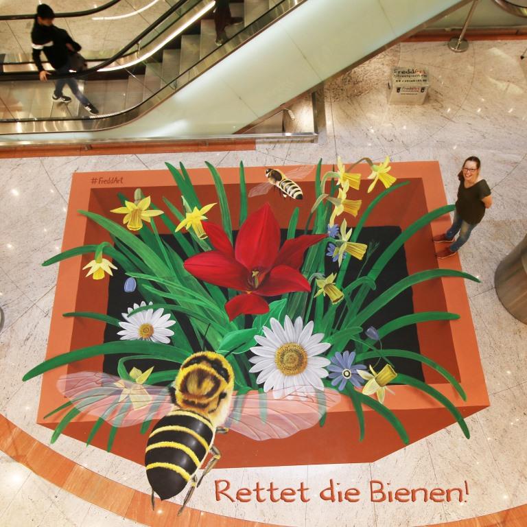 "Save the bees!" in Reutlingen
