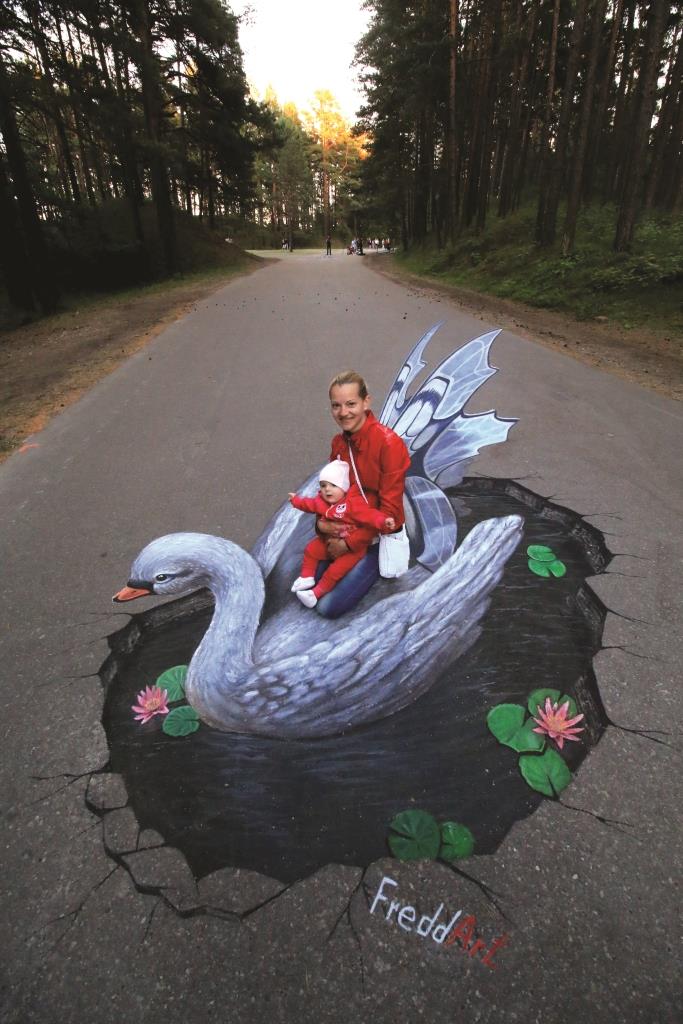 "Being part of a fairy tale" 3D streetpainting in Latvia
